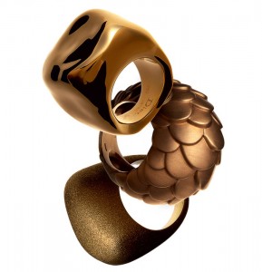 Гламурные золотые кольца от Dior, Carrera y Carrera, Pomellato
