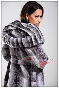 Укороченное пальто из идеального меха шиншилловый орилаг. Цена 10990