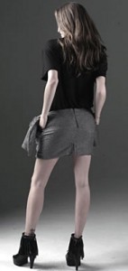 Оригинальная юбка-гремлин от модельеров Versace