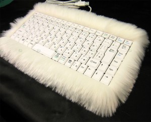 Гламурная меховая клавиатура