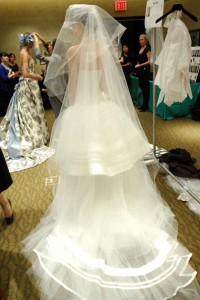 Свадебные платья 2010
