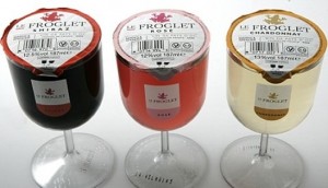 Универмаг Mark&Spencer представили новый вид упаковки вина – бокалы