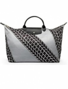 Новый дизайн сумки Pliage от Longchamp