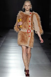 Демонстрация осенне-зимней коллекции 2011/2012 года бренда Prada прошла в Милане