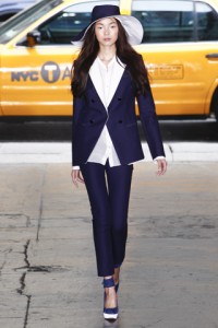 Новая линия DKNY на Нью-Йоркской Неделе высокой моды