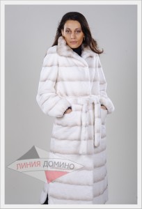 Нарядное белое пальто. Цена  15900 грн
