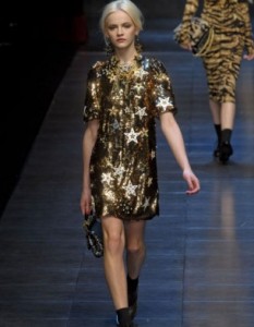 Золотое мини – новый дресс-код. Dolce Gabbana