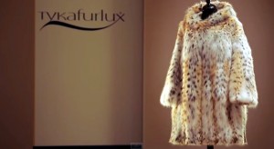 Компания Tykafurlux создала чудесное видео "История одного пальто"