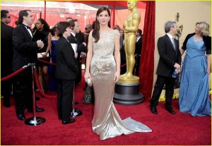Вручение премии Оскар в 2010 году – красная дорожка. Красавица Сандра Буллок в платье от Marchesa