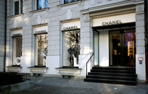 Chanel пострадала от злоумышленников