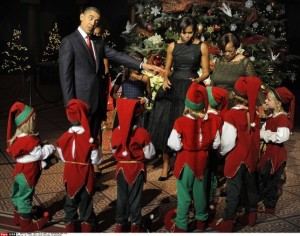 Мишель Обама на Рождественском вечере была одета в винтажное платье