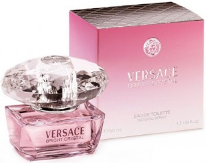 Бренд Versace создал новый аромат Bright Crystal