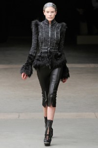 Alexander McQueen выбирает меха. Коллекция FW 2011-2012