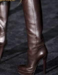 Классическая обувь возвращается в моду. Сапоги осень-зима 2011-2012. Gucci