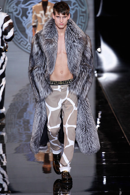 Versace осень 2013, мужская одежда. Меховая мода