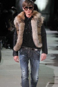Мужская меховая мода от Dsquared2 осень-зима 2015-2016 