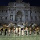 Юбилейный меховой показ Fendi в Риме